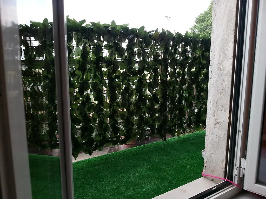 ***  Passion House Bed & Breakfast Legnano Italy